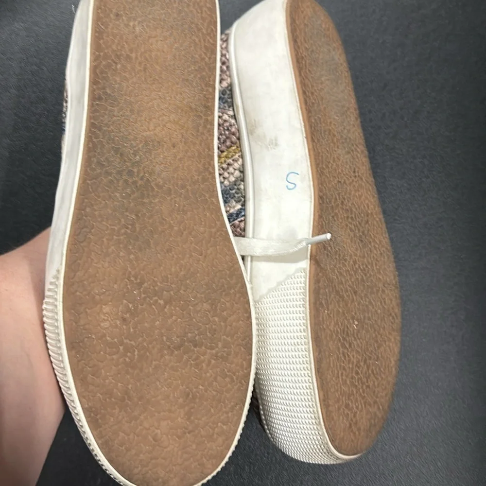 Steve Madden Multicolor Women’s Snakeskin Platform Lace up Sneakers size 8.5